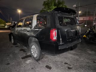 2017 GMC Yukon SLT - Exterior Rear Left Corner Image
